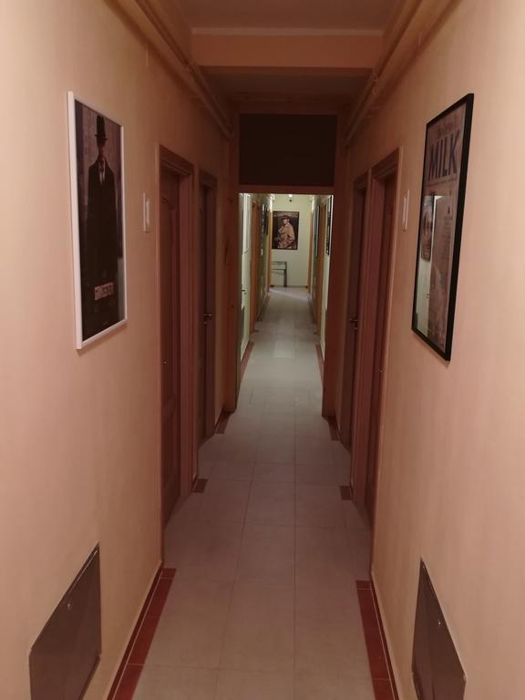 Cinema House Single & Double Rooms & Studio Apartments Pula Exterior foto