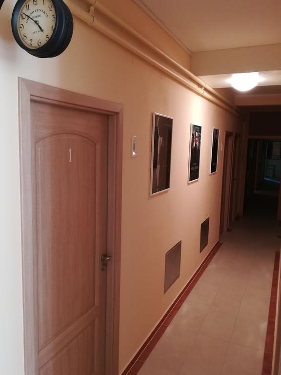 Cinema House Single & Double Rooms & Studio Apartments Pula Exterior foto